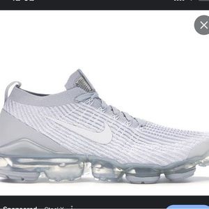 Gray Nike Vapormax Flyknit 3 Pure Platinum size 9.5